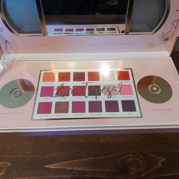 Ultimate P. Louise Love Tapes & Video Cassette Bundle - Picture 7 of 10